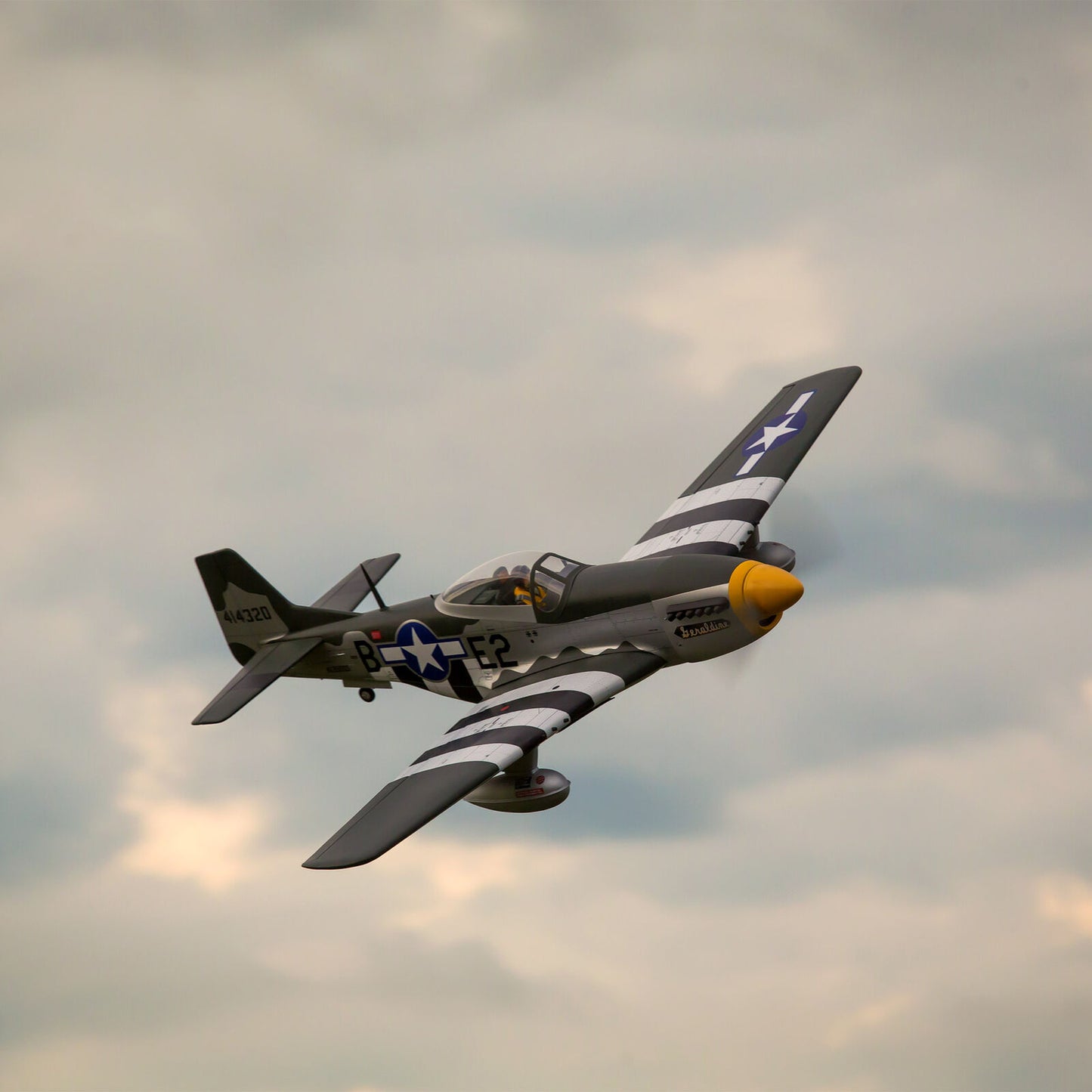 P-51D Mustang 20cc ARF  w/E-flite Retract Set, Motor & ESC