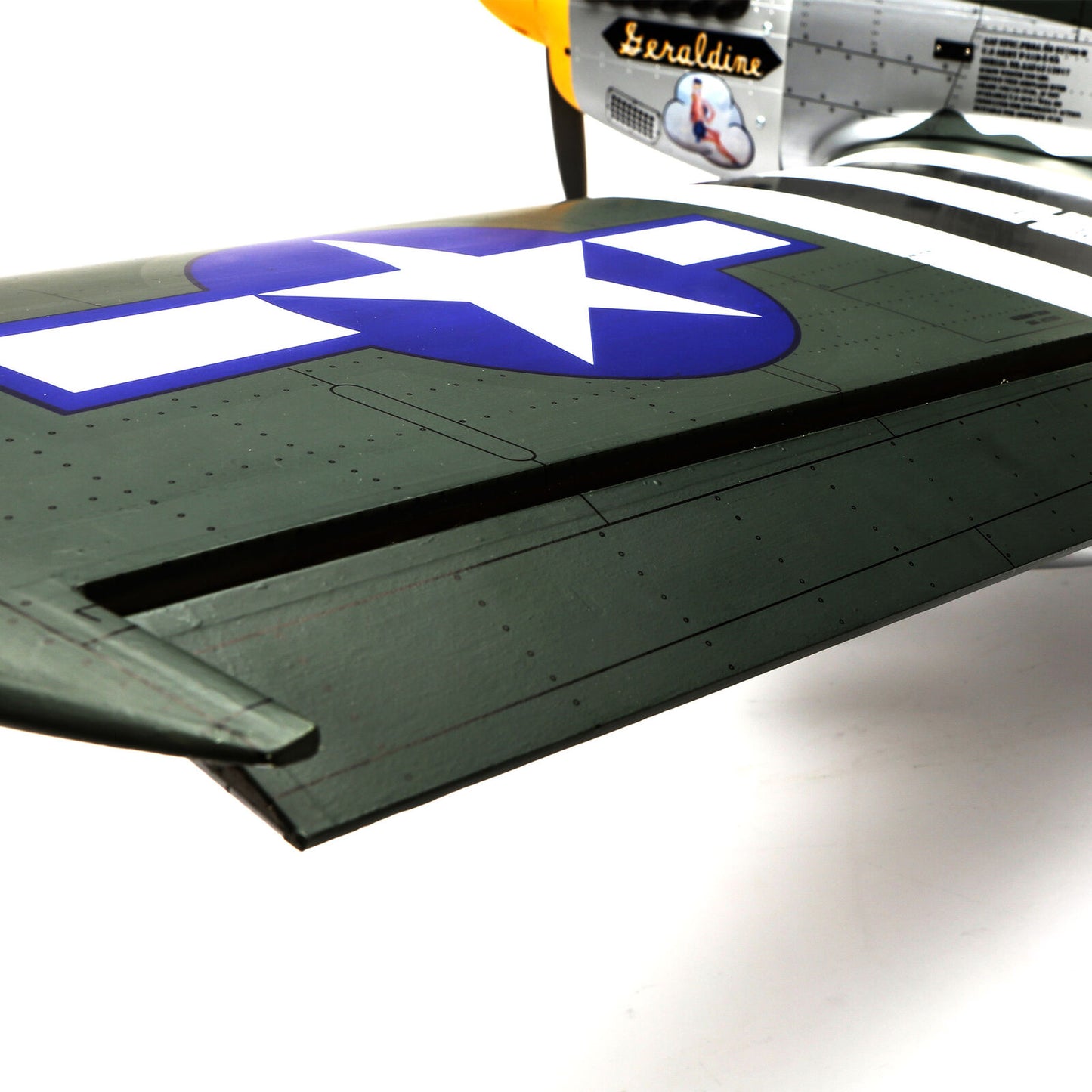 P-51D Mustang 20cc ARF  w/E-flite Retract Set
