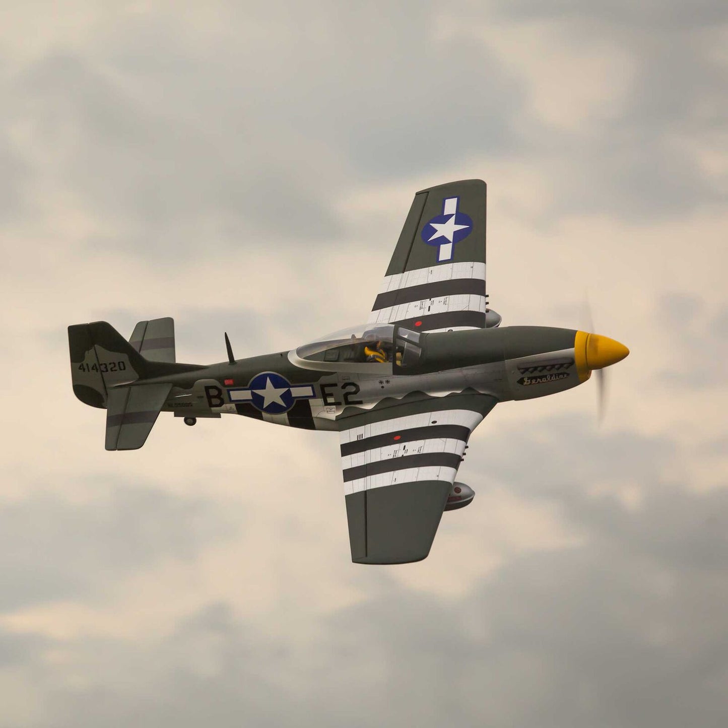 P-51D Mustang 20cc ARF  w/E-flite Retract Set, Motor & ESC