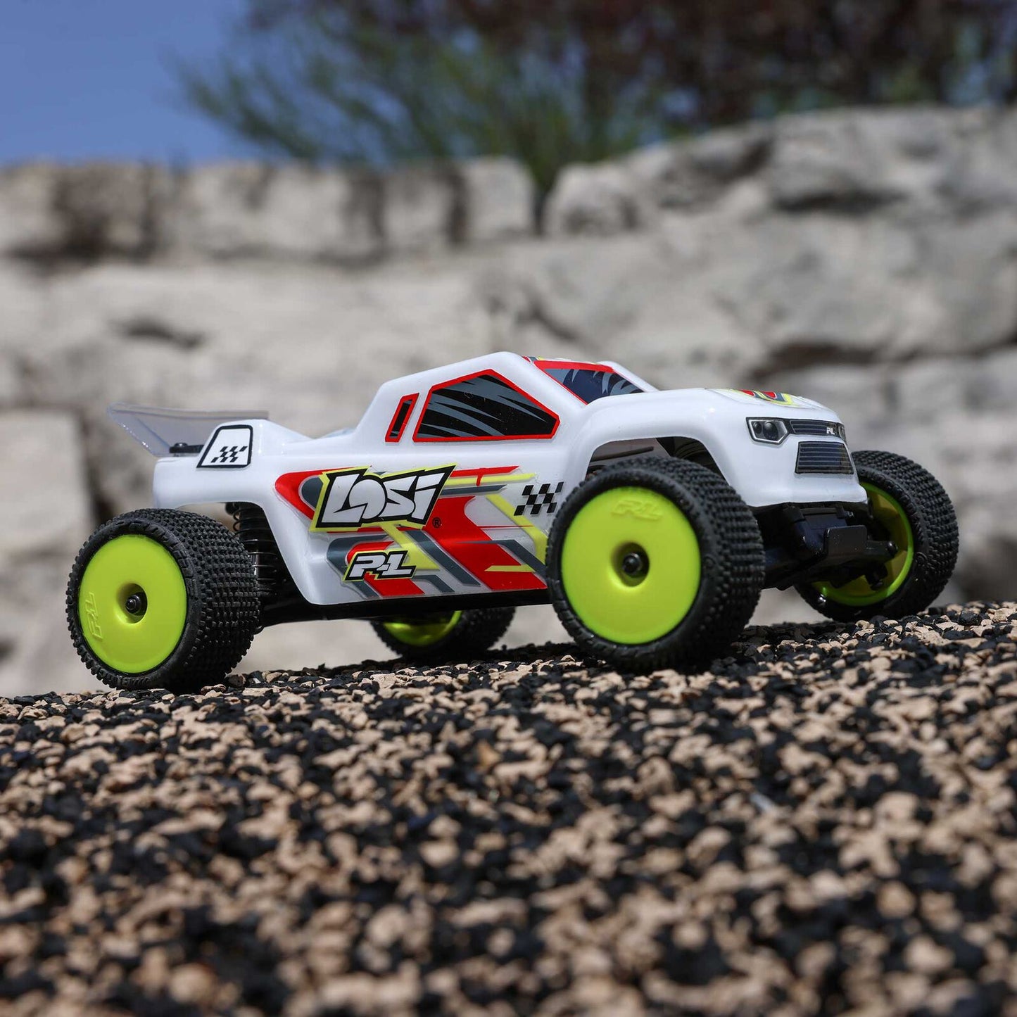 1/28 Micro-T 2WD White RTR : LOS-1392T1