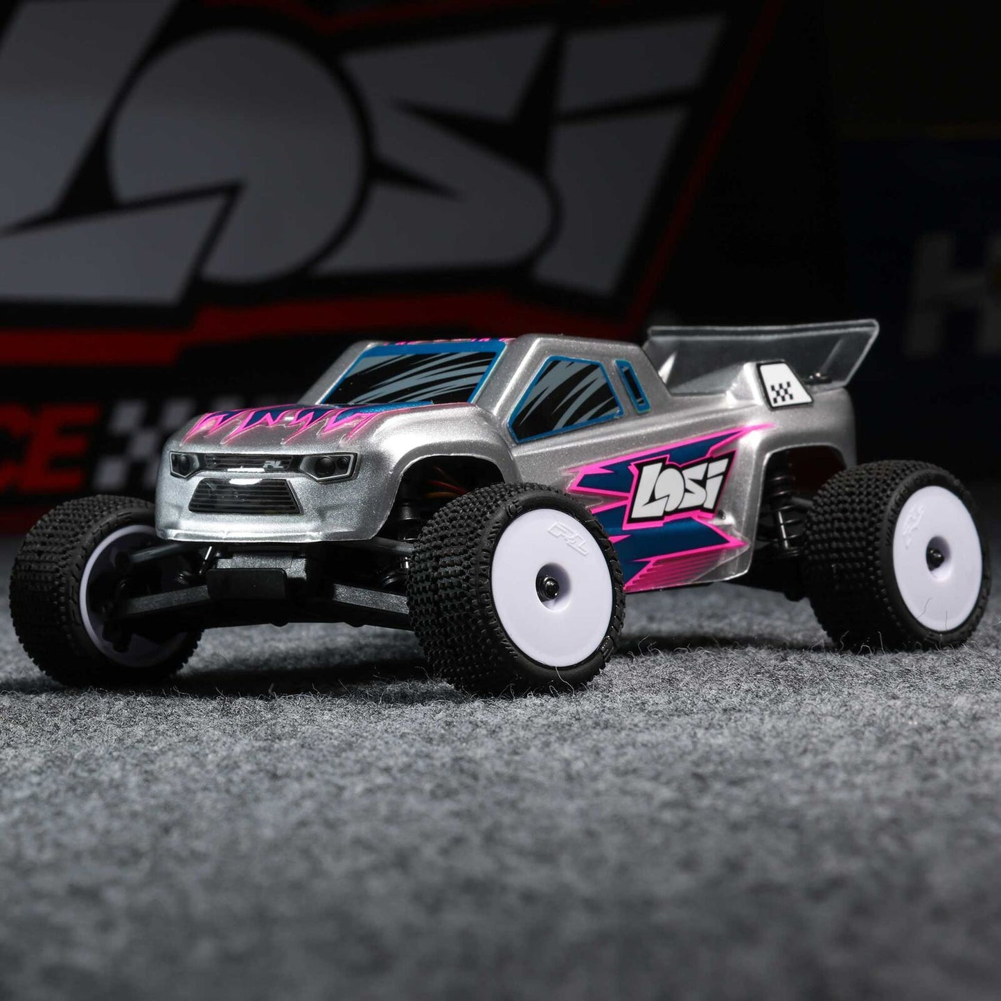 1/28 Micro-T 2WD Silver RTR : LOS-1392T2