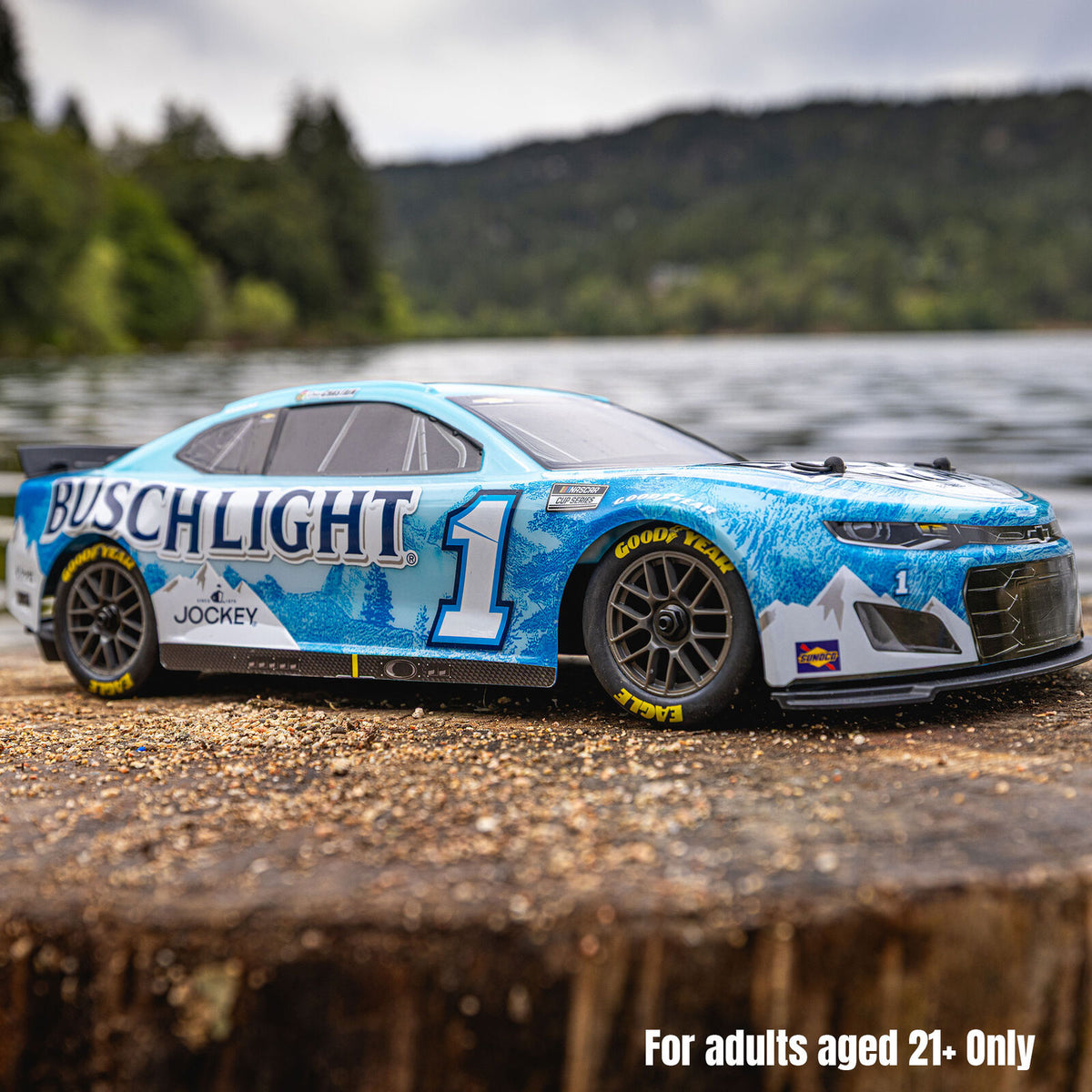 1/12 NASCAR Ross Chastain No. 1 2025 Busch Light Chevrolet ZL1- RTR