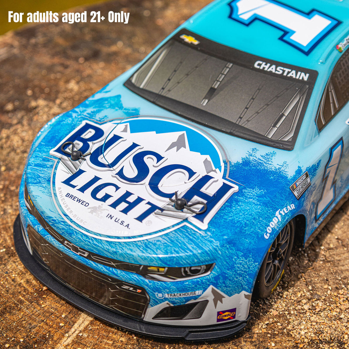 1/12 NASCAR Ross Chastain No. 1 2025 Busch Light Chevrolet ZL1- RTR