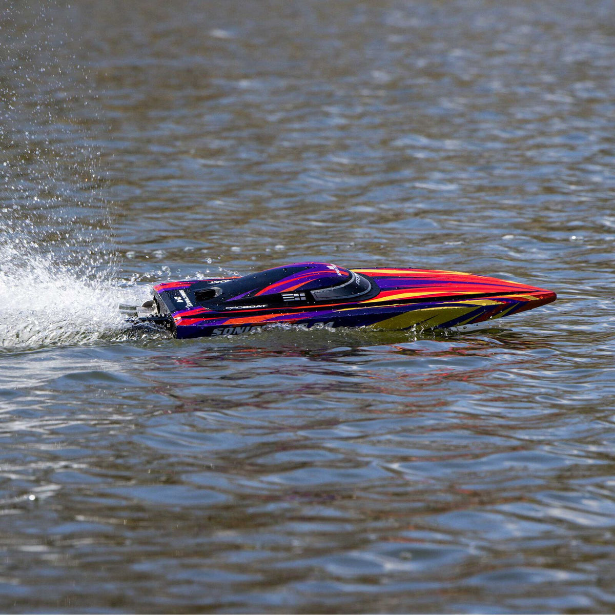 Sonicwake 24" Self-Righting Brushless Deep-V RTR, Red