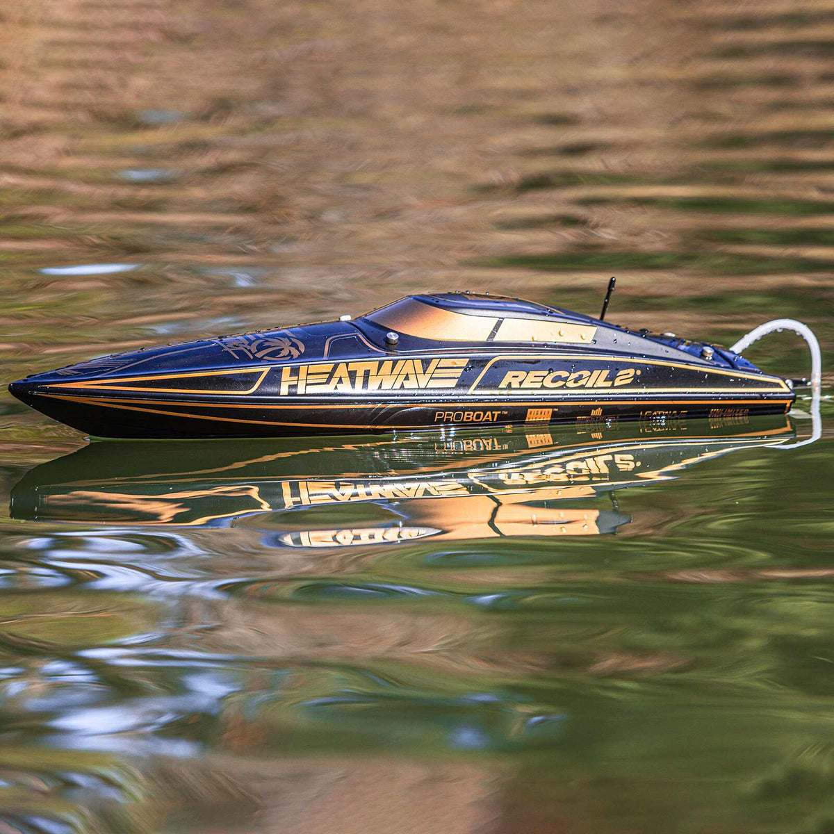 Heatwave Recoil2 V2 26" Self-Righting, Brushless: RTR