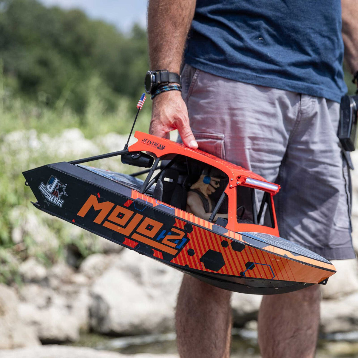 1/6 Jetstream  Boat Brushless 24 Mojo 2: RTR