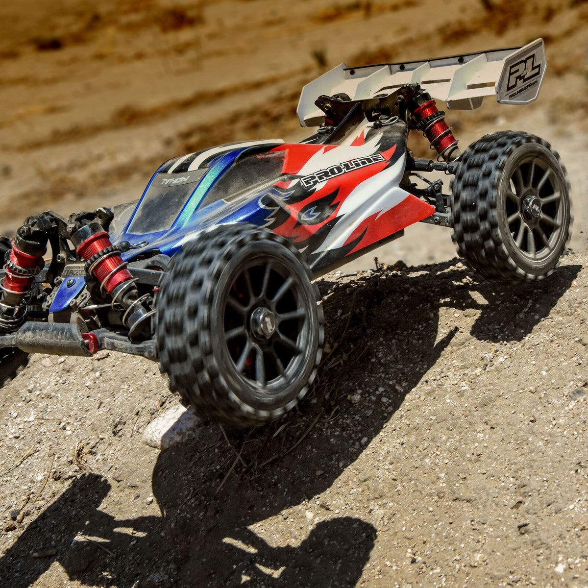 Badlands MX M2 1/8 MTD Mach 10 Black Wheels F/R