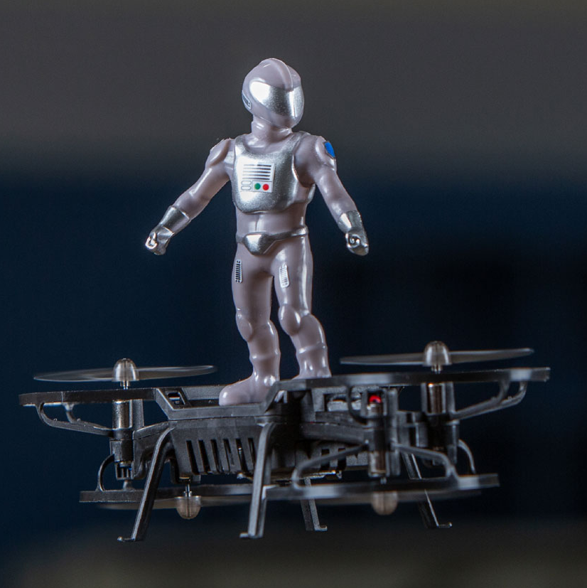 Rage R/C AeroBoard drone, Silver Robot – pilot figure close-up