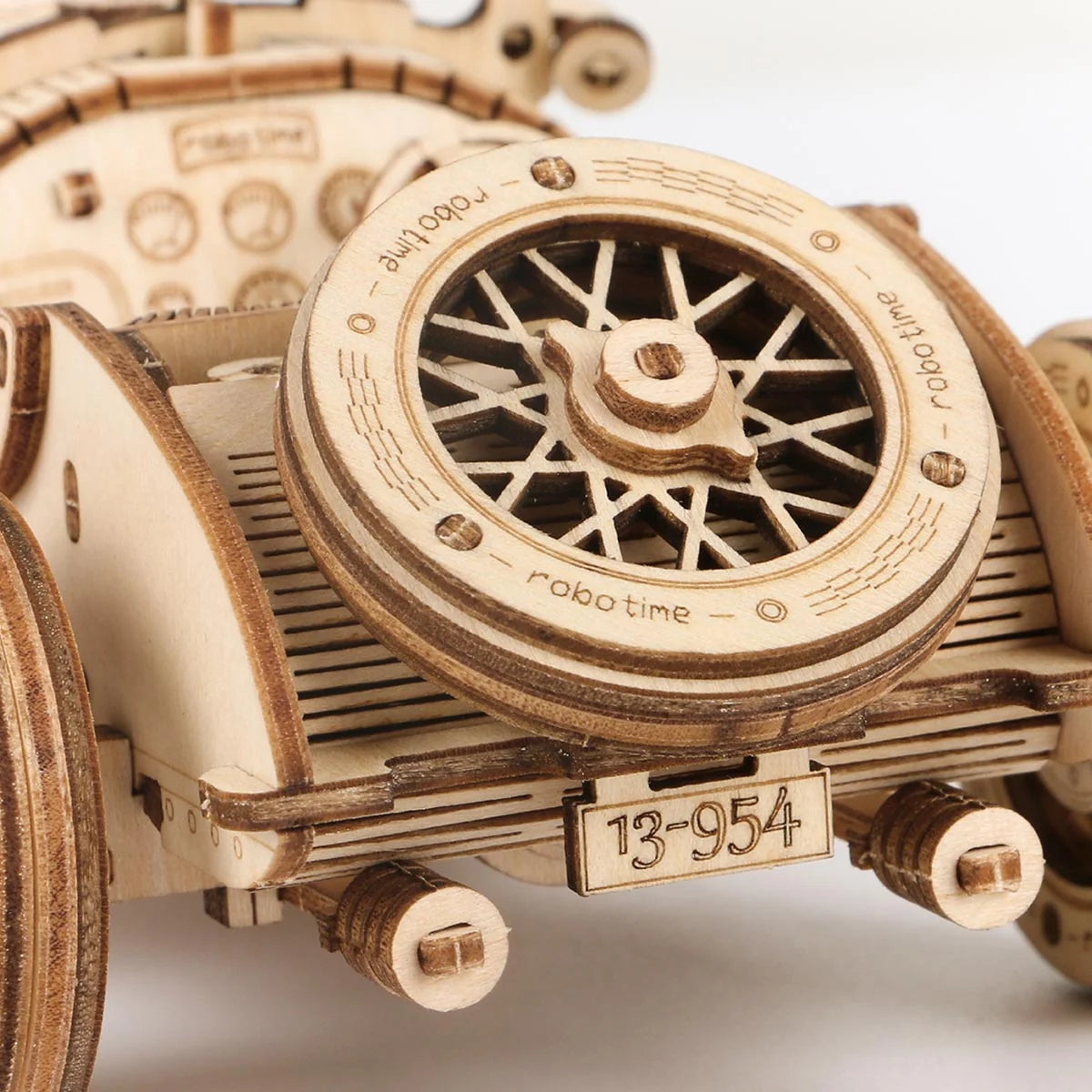 Wood Puzzle: V8 Grand Prix Car