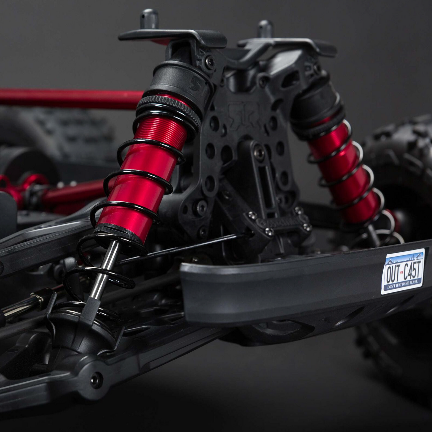 1/5 Outcast 4WD, EXtreme Bash Roller  (Requires battery & charger): Black: ARA5210