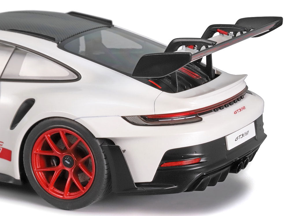 1/24 Porsche 911 GT3 RS (992) Plastic Model