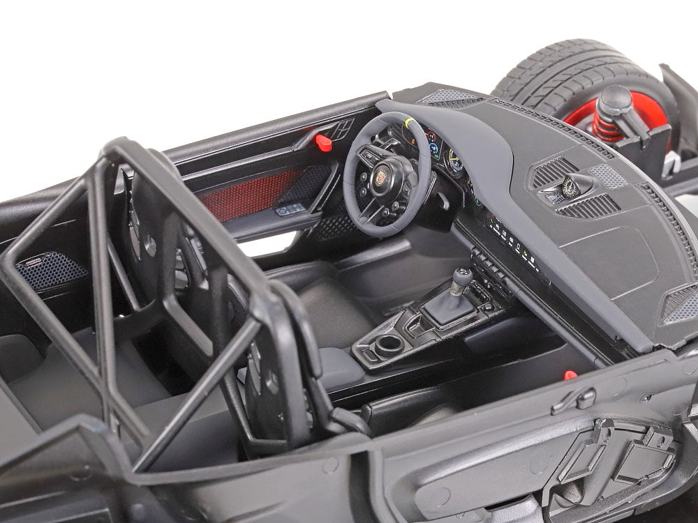 1/24 Porsche 911 GT3 RS (992) Plastic Model