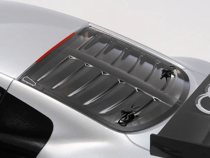 1/10 R/C Audi R8 LMS 2008 Silver (TT-02)