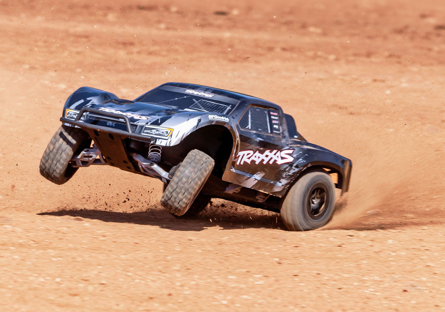 1/10 Slash 2WD VXL3s Brushless (Requires battery & charger): Black