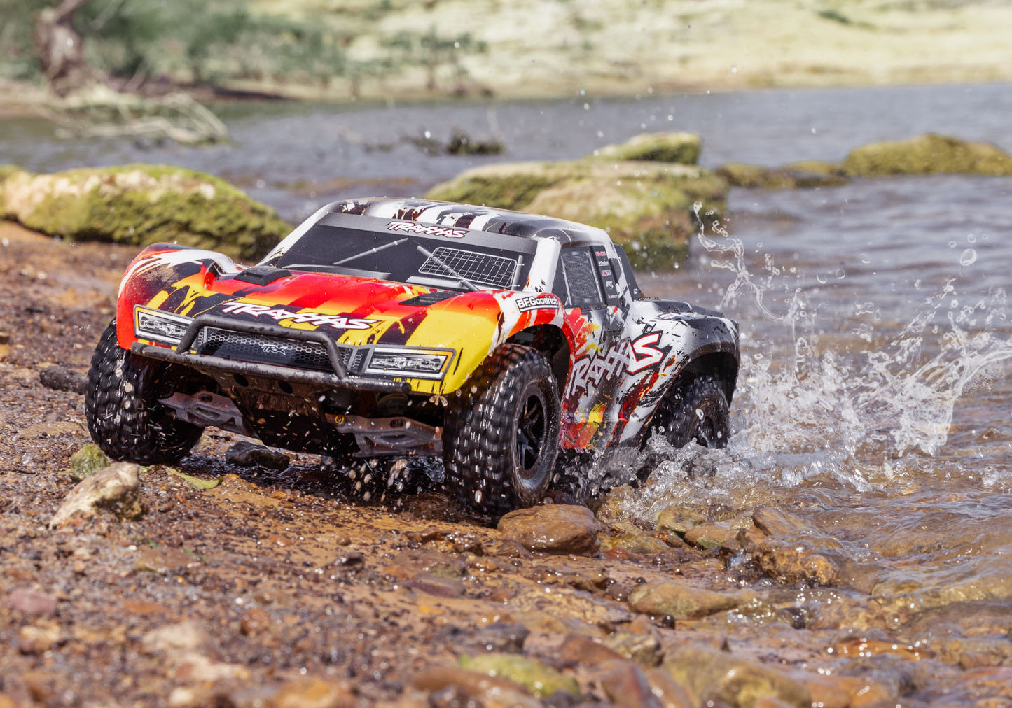 1/10 Slash 2WD VXL3s Brushless (Requires battery & charger): Red
