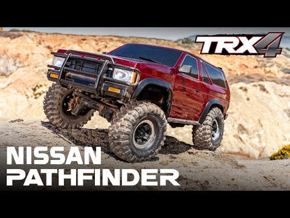 1/10 TRX-4 Sport, Nissan Pathfinder, RTD (Requires battery & charger) Clipless: Red