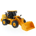 Diecast Masters 1:35 Caterpillar 950M Wheel Loader (requires batteries) (23003)