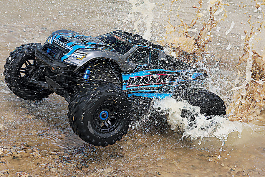 1/10 Maxx, 4WD, RTD (Requires battery & charger): Blue