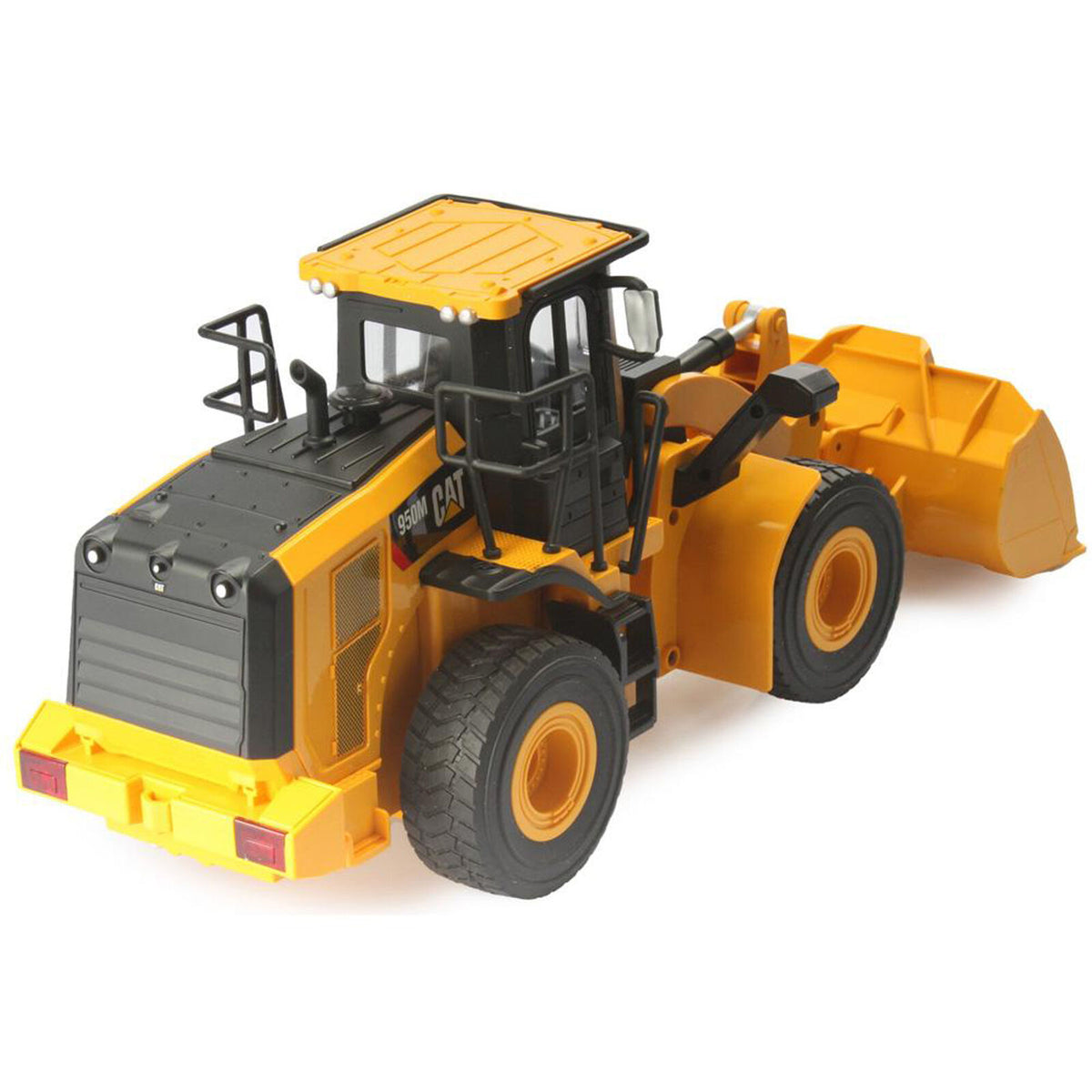 Diecast Masters 1:24 Caterpillar 950M Wheel Loader (includes batteries) (25003)