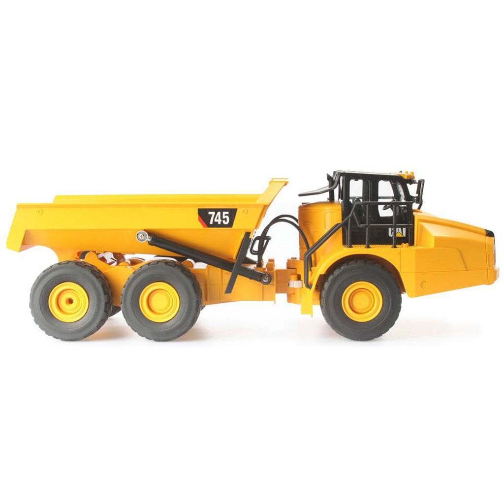 Diecast Masters 1:24 Caterpillar 745 Articulated Truck (includes batteries) (25004)