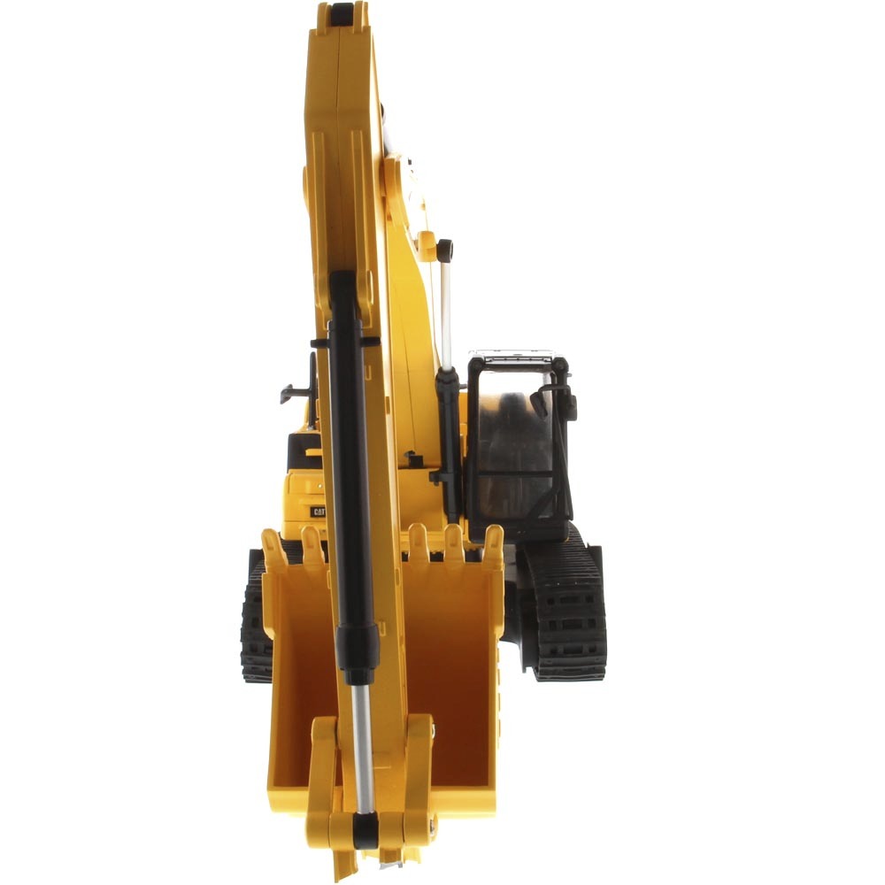 Diecast Masters 1:24 Caterpillar 336 Excavator, Bucket Up & Down (needs batteries) (25005)