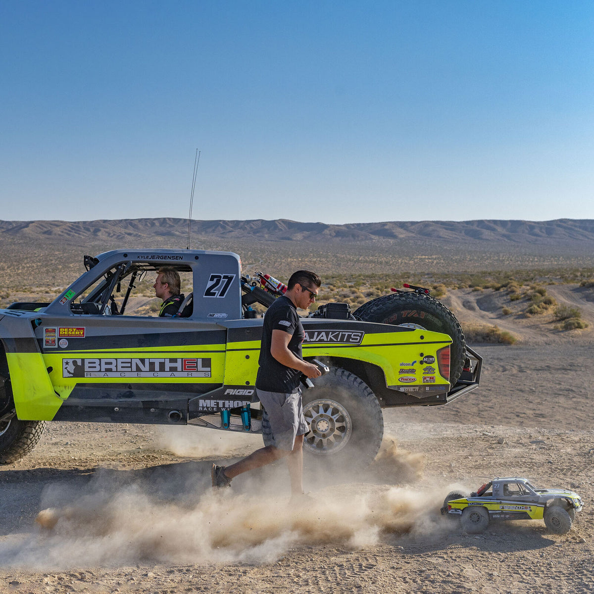 Losi 1/6 Super Baja Rey 2.0 4WD Brushless (Requires Battery & Charger): Blue (LOS05021T2)