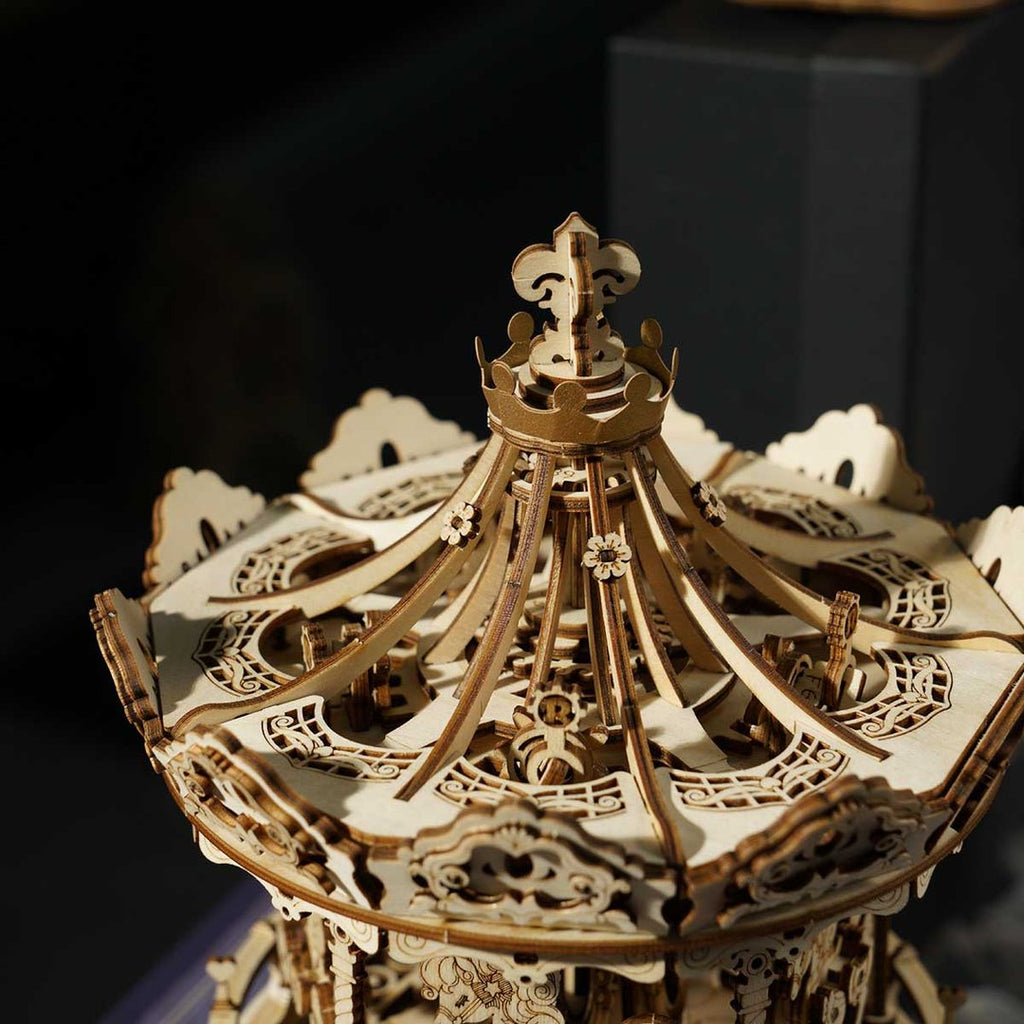 Mechanical Music Box; Romantic Carousel: ROEAMK62
