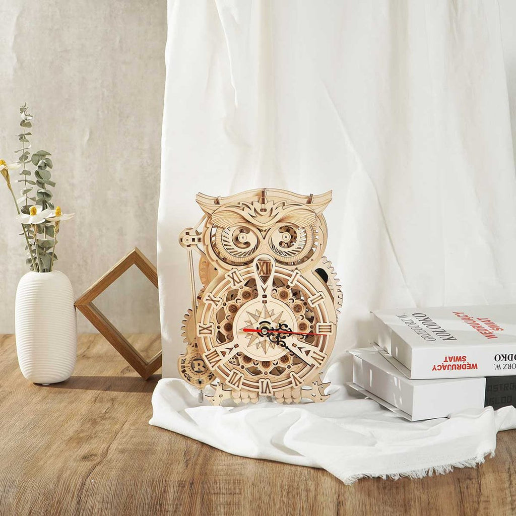 Mechanical Wood Models; Owl Clock