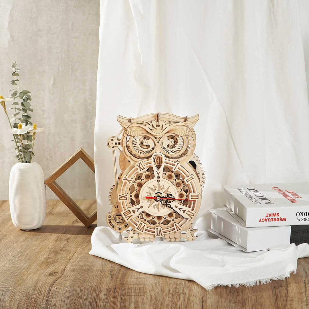 Mechanical Wood Models; Owl Clock