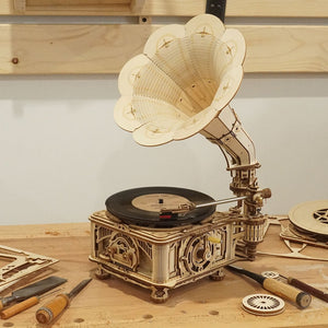 Mechanical Wood Models; Classical Gramophone