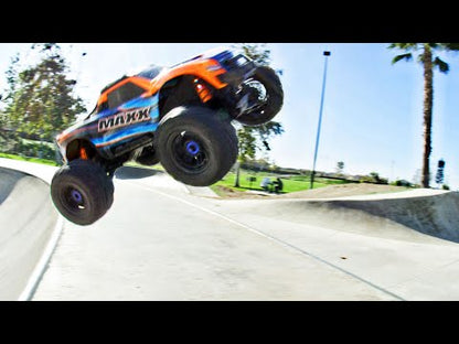 1/10 Maxx, 4WD, RTD (Requires battery & charger): Blue